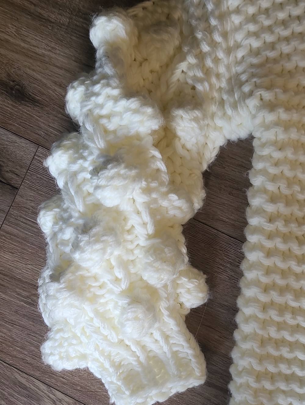 Chicwish Cuteness on Sleeves Chunky Cardigan in White Bubble Knit Euc - Picture 5 of 11